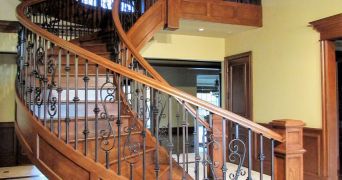 Проектиране на самостоятелни дървени стълби в Динковица 3783 от Joiner GP