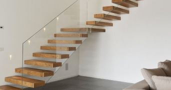 Проектиране на конзолни дървени стълби в Каваклия Дупница 2602 от Joiner GP